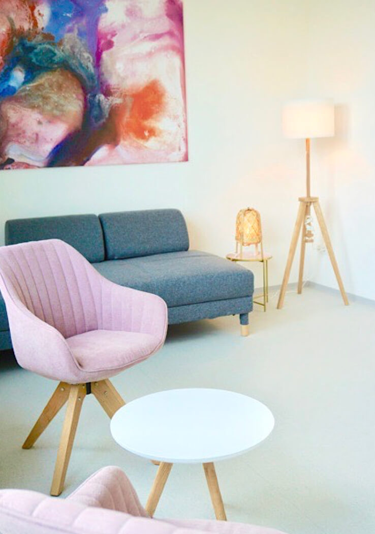 Therapieraum mit warmem Licht